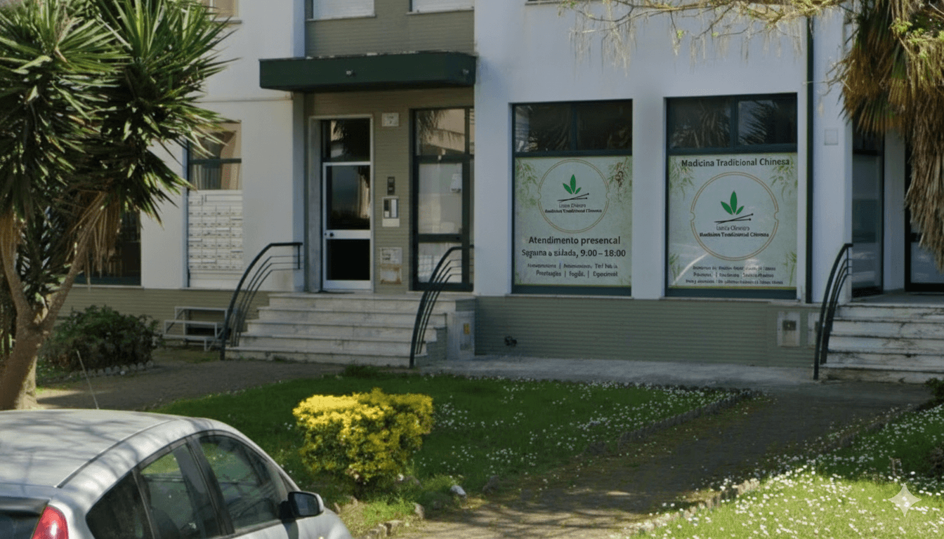 Fachada da clínica onde decorre o atendimento de Lénia Oliveira em Leiria